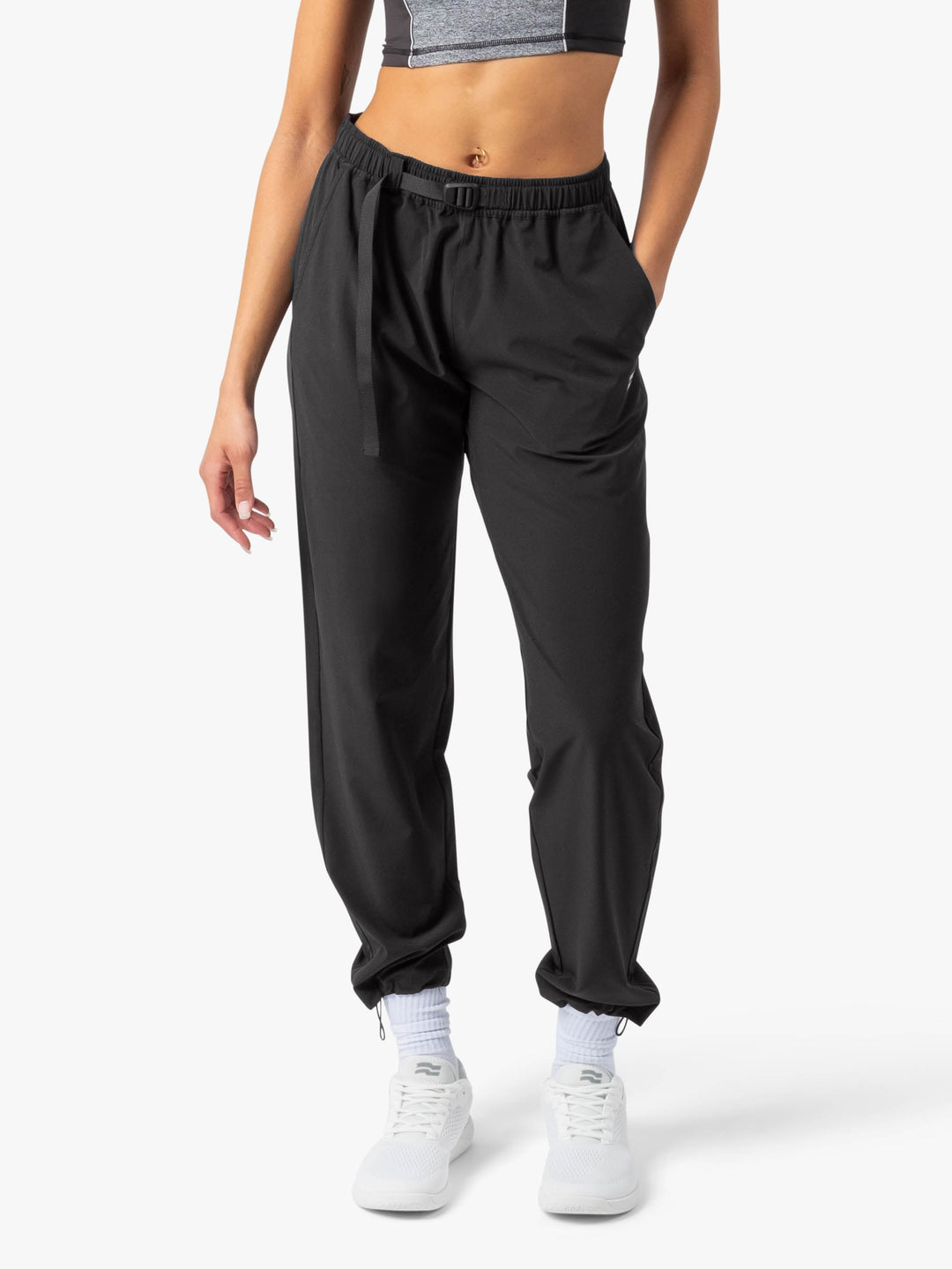 Field TrackPant | Unisex lightweight 4-way stretch black training