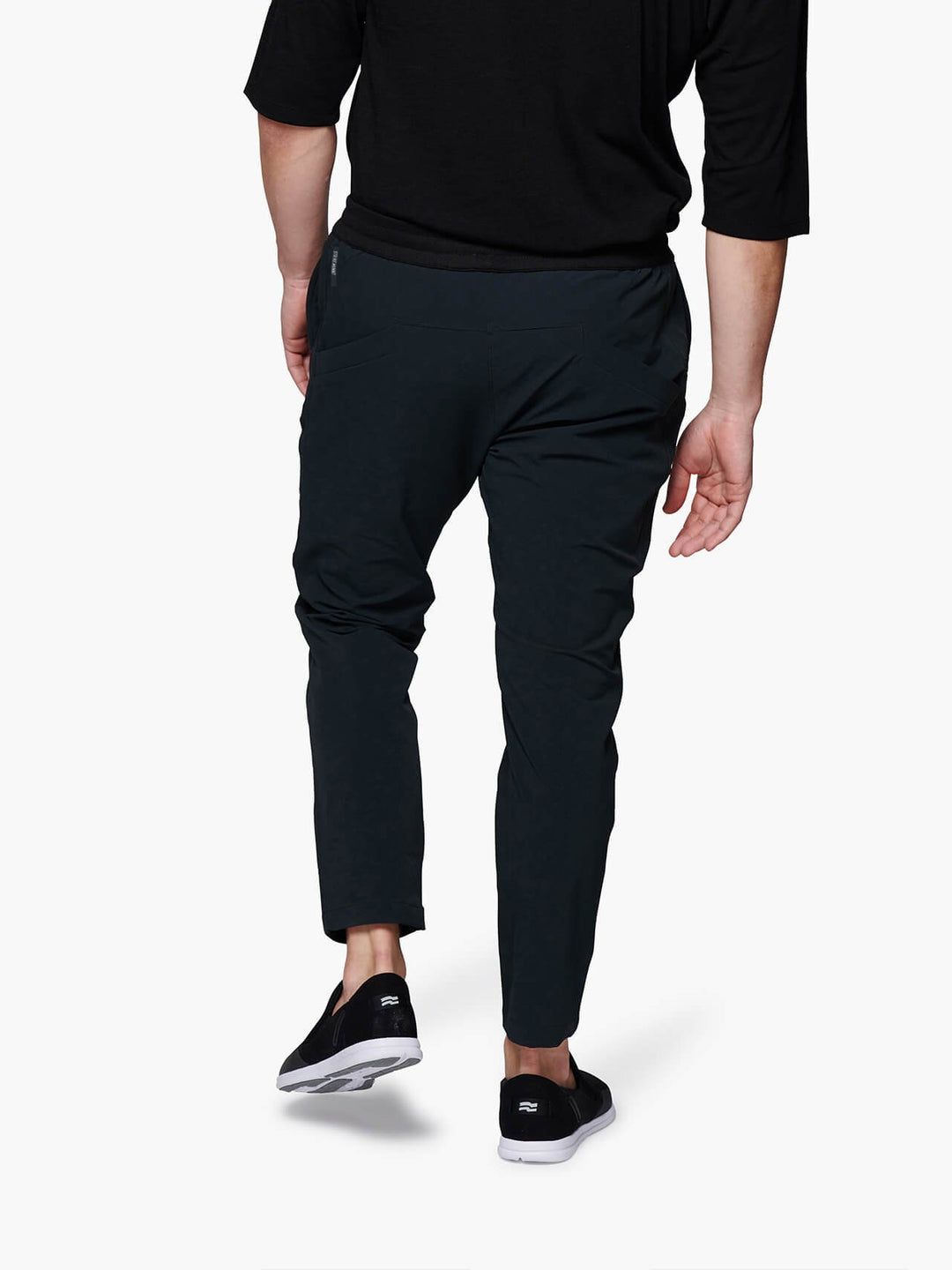 FWD Ripstop Pant | Tailored Technical Performance – STRIKE MVMNT